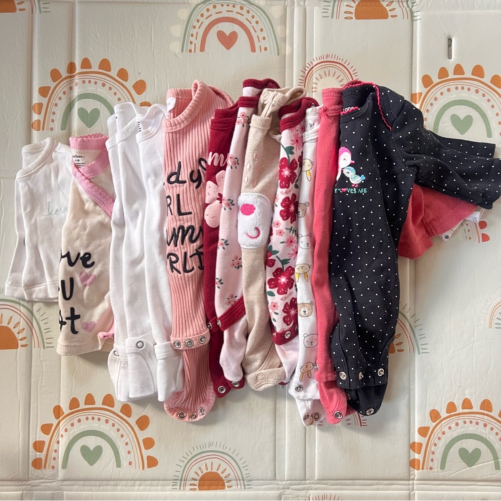 13 piece Bundle Baby Girl Long Sleeve Onesies 0-3 months